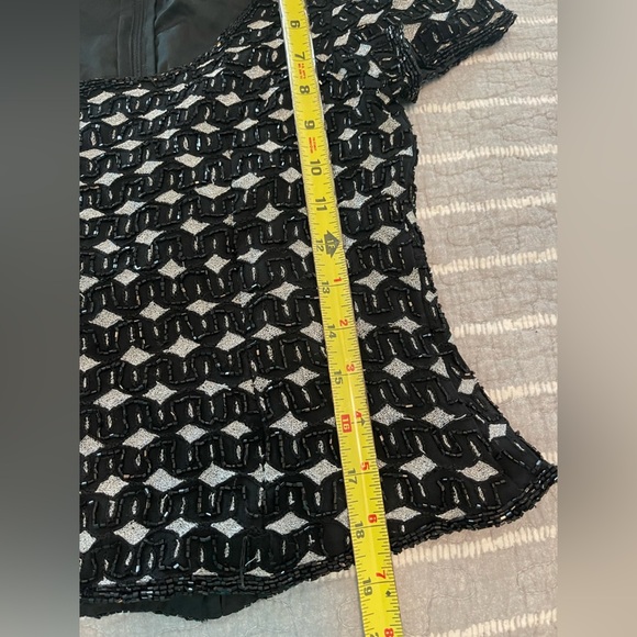 Papell Boutique Evening elegant top Womens med silk beaded silver black formal - Picture 4 of 6